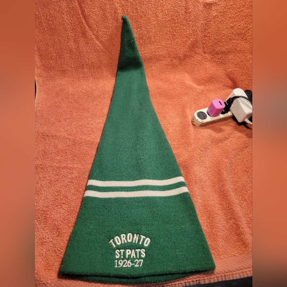 Toronto St Pat's toque / hat 1926-27, I am Canadian Molson s promo